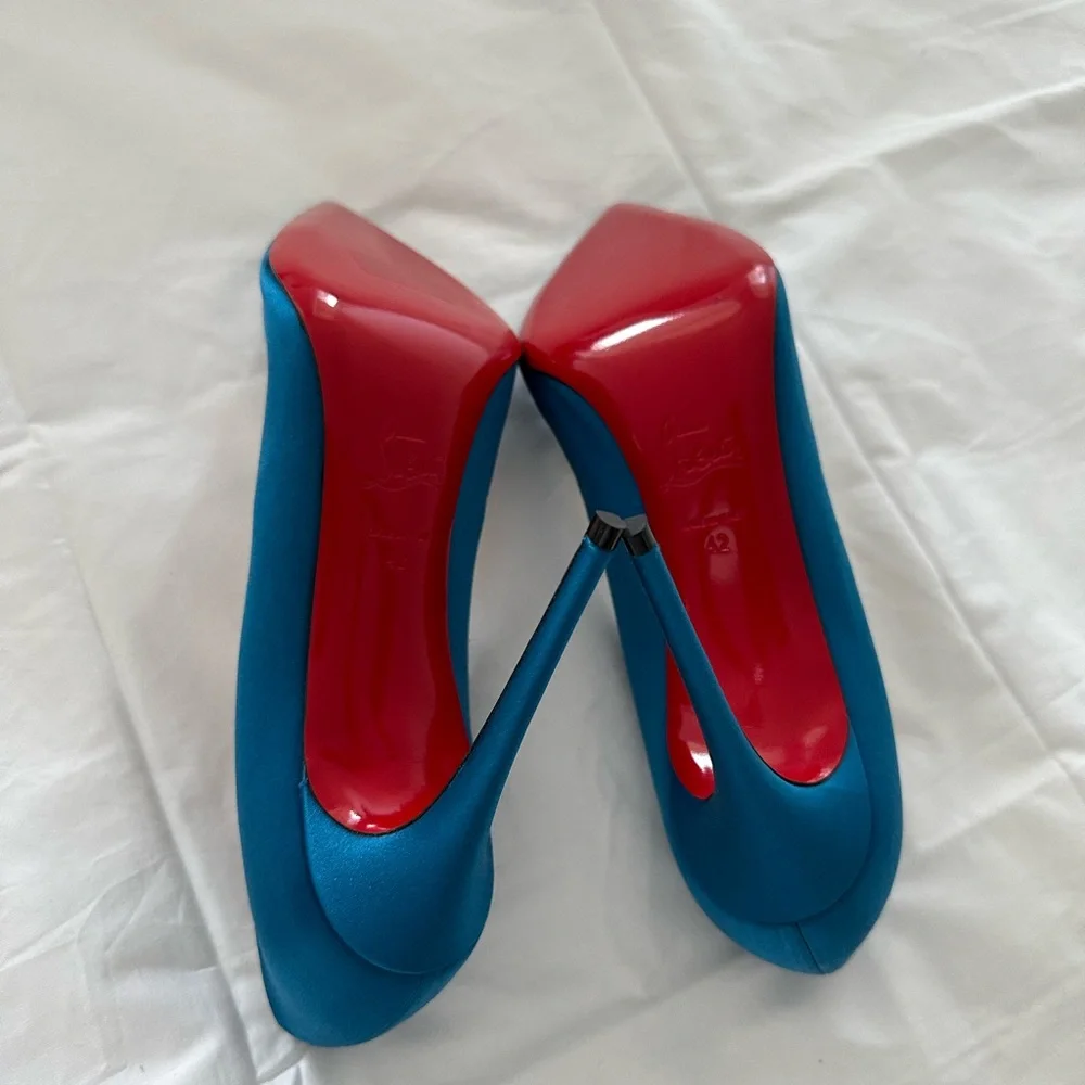 Brand New Christian Louboutin Blue Satin Pigalle Follies Pumps 100 - Picture 5 of 9